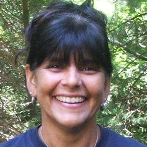 Meet your Posher, Joni